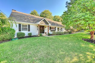 1907 Fortside Circle, Fort Mitchell, KY 41011