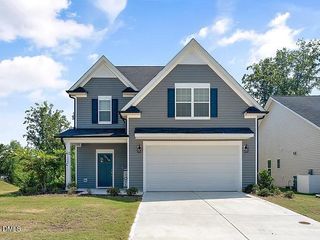 1425 Queen Trigger Drive, Fuquay Varina, NC 27526
