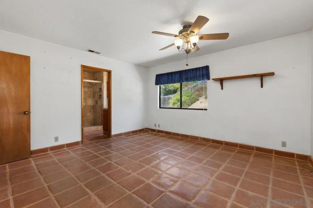 2922 Alamitos, Escondido, CA 92027