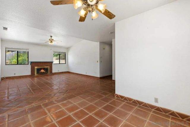 2922 Alamitos, Escondido, CA 92027