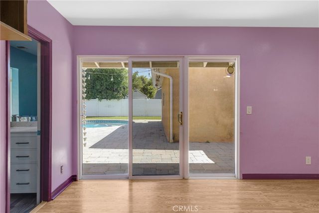 23728 Bessemer, Woodland Hills, CA 91367