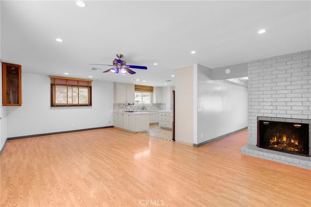 23728 Bessemer, Woodland Hills, CA 91367