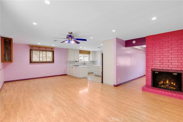 23728 Bessemer, Woodland Hills, CA 91367