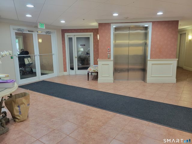 740 Mix Avenue 102, Hamden, CT 06514