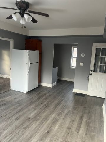 15704 Willard Avenue, Harvey, IL 60426