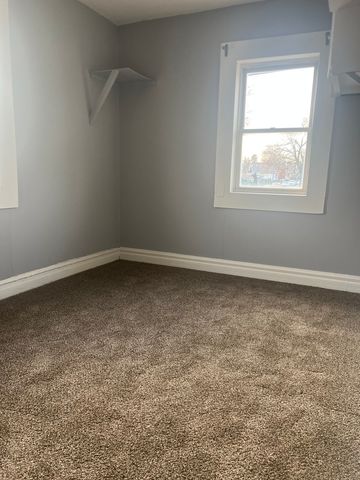 15704 Willard Avenue, Harvey, IL 60426