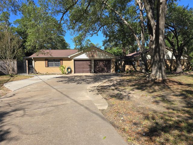 19103 Whitewood Drive, Spring, TX 77373