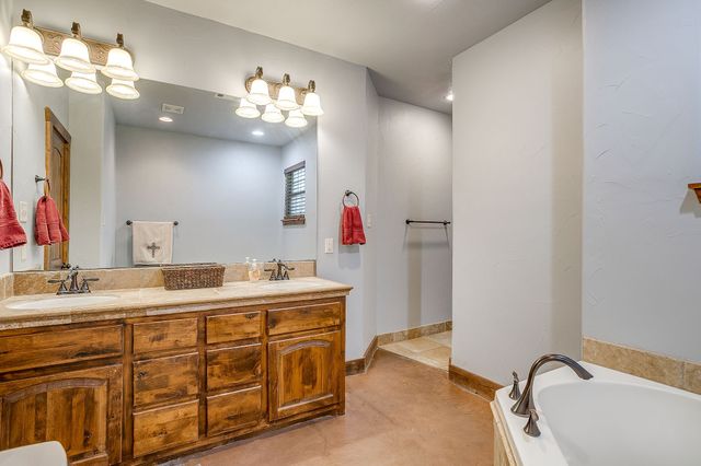 2220 Lazy Bend Road, Millsap, TX 76066