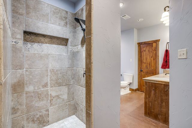 2220 Lazy Bend Road, Millsap, TX 76066