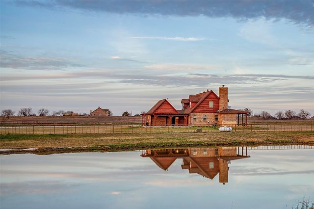 2220 Lazy Bend Road, Millsap, TX 76066