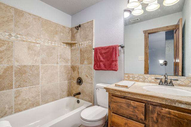 2220 Lazy Bend Road, Millsap, TX 76066