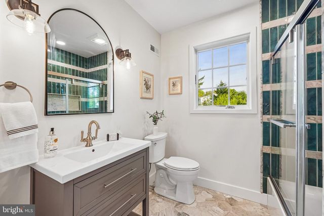 17 W RIDGE RD, Media, PA 19063