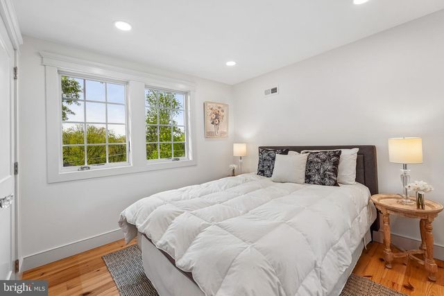 17 W RIDGE RD, Media, PA 19063