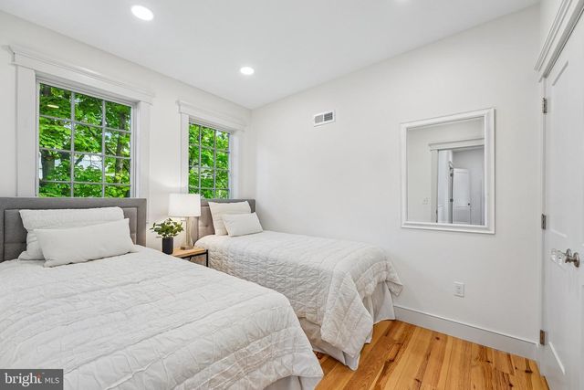 17 W RIDGE RD, Media, PA 19063