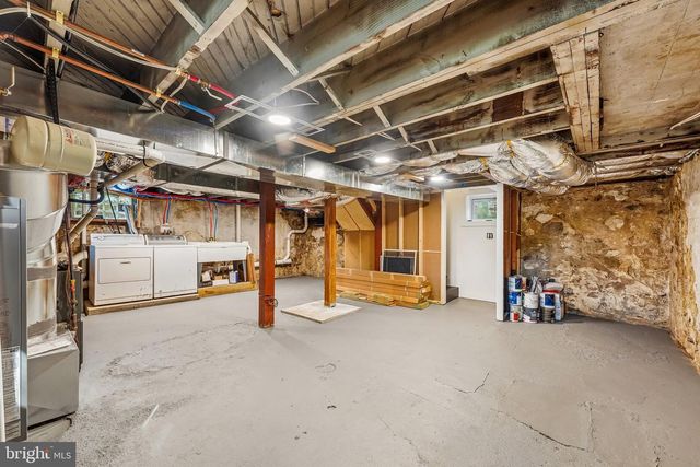 17 W RIDGE RD, Media, PA 19063