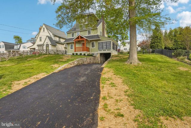 17 W RIDGE RD, Media, PA 19063
