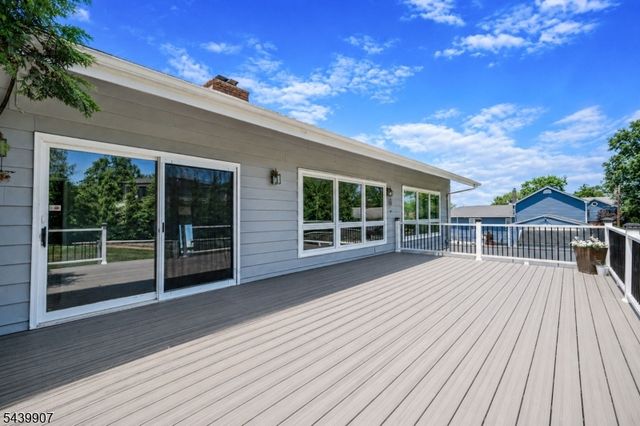 128 Beverly Rd, Fairfield Twp., NJ 07004