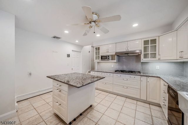 128 Beverly Rd, Fairfield Twp., NJ 07004