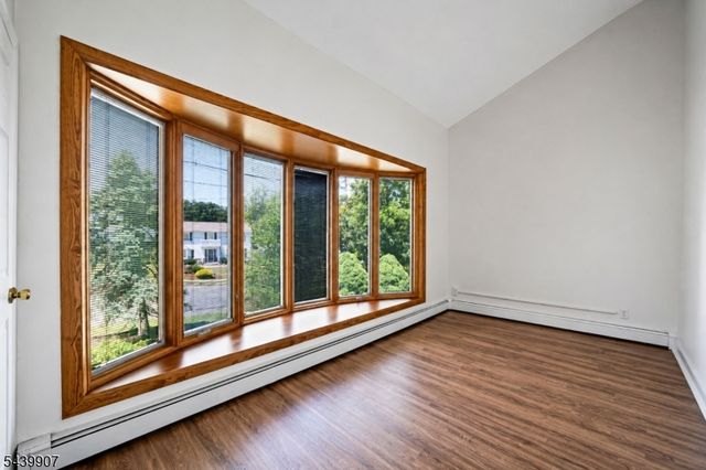 128 Beverly Rd, Fairfield Twp., NJ 07004