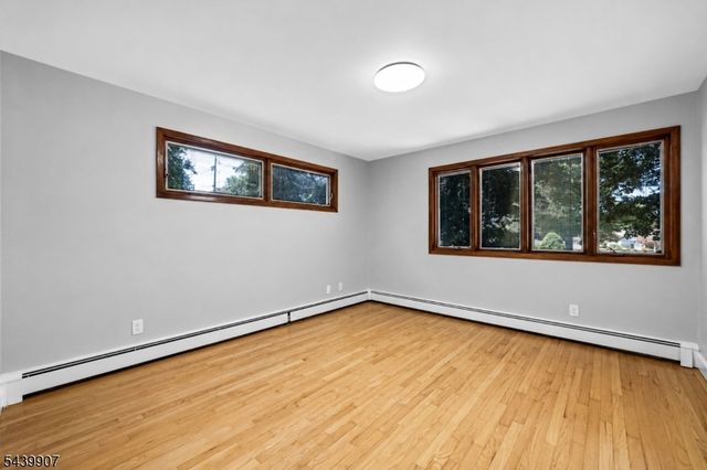 128 Beverly Rd, Fairfield Twp., NJ 07004