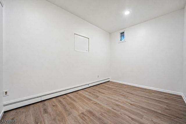 128 Beverly Rd, Fairfield Twp., NJ 07004