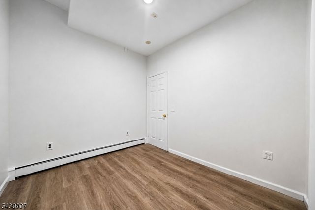 128 Beverly Rd, Fairfield Twp., NJ 07004