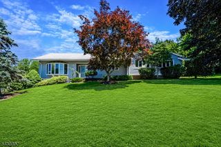 128 Beverly Rd, Fairfield Twp., NJ 07004