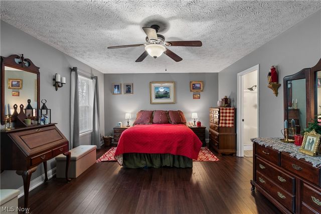 2480 Cyprus Drive SE, Massillon, OH 44646