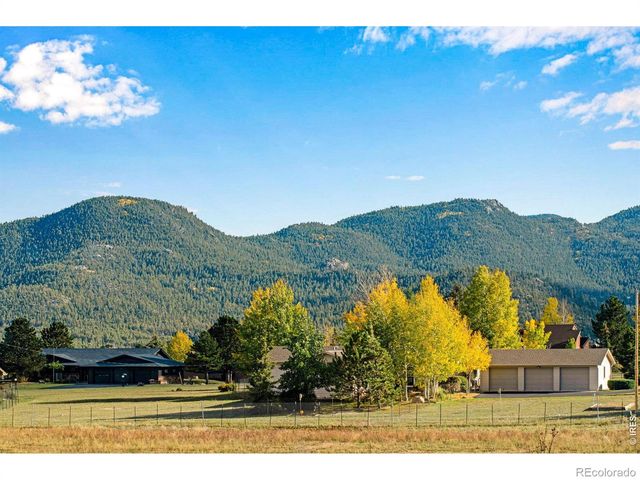 1728 Continental Peaks Circle, Estes Park, CO 80517
