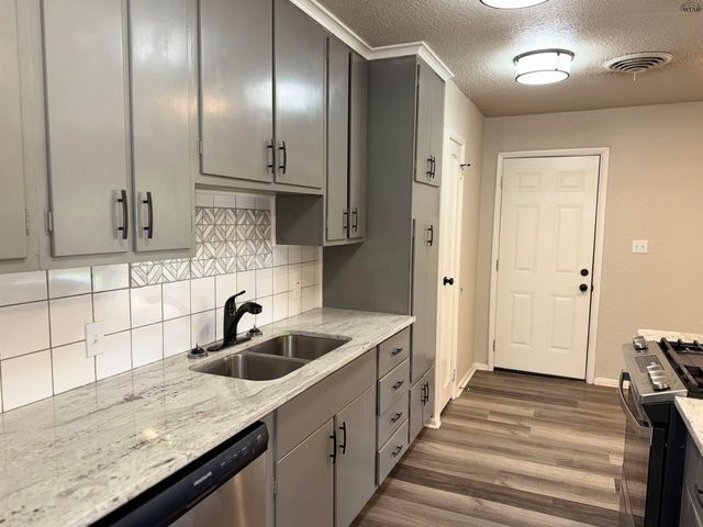 4205 YORK STREET, Wichita Falls, TX 76309