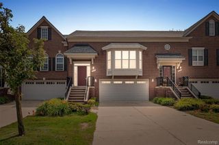 954 Sandalwood Drive, Troy, MI 48085