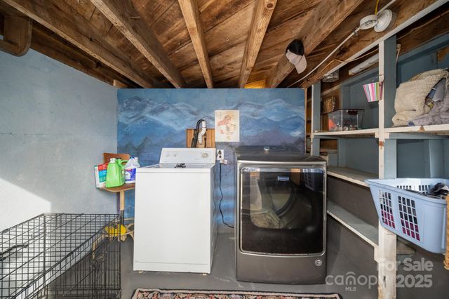 361 Rainbow Lake Drive, Brevard, NC 28712