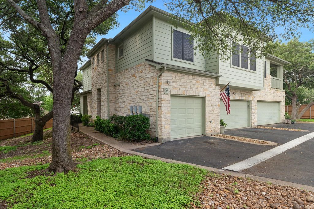 7501 Shadowridge RUN 103, Austin, TX 78749