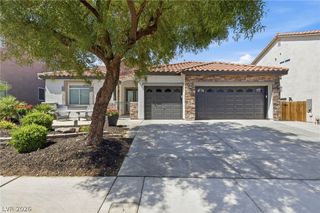 1053 Golden Splendor Court, Henderson, NV 89002