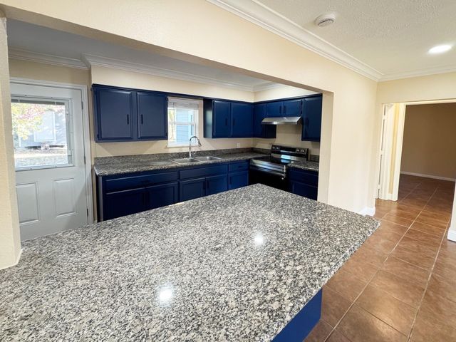 3238 Texas Avenue, Texas City, TX 77590