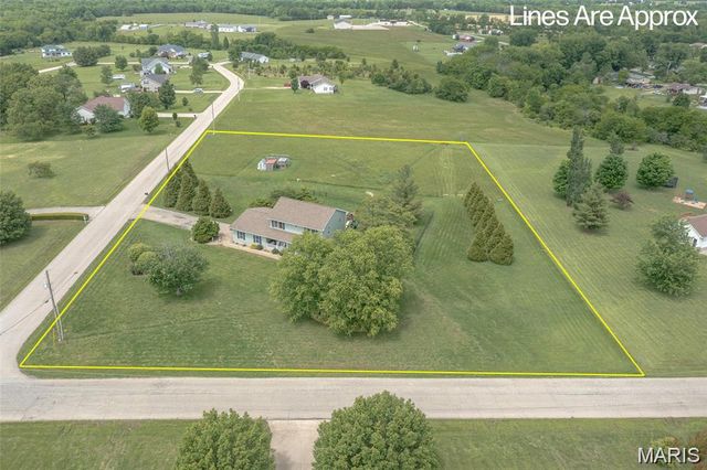 301 Ridgewood Court, Farmington, MO 63640
