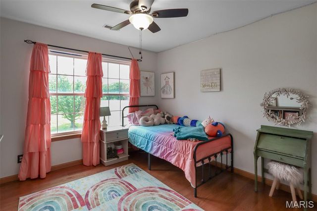 301 Ridgewood Court, Farmington, MO 63640