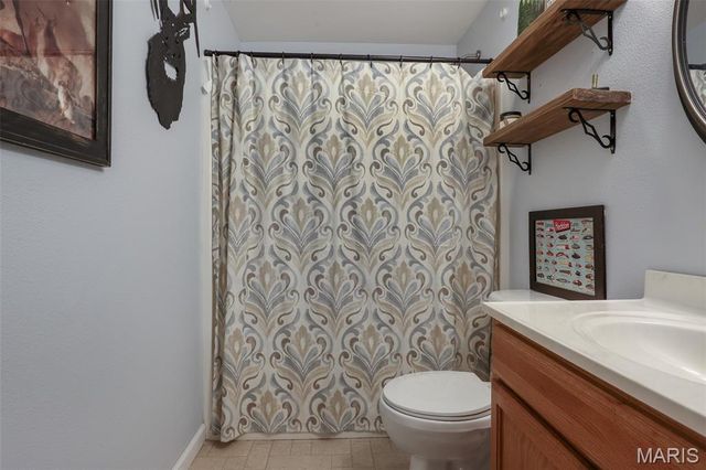 301 Ridgewood Court, Farmington, MO 63640