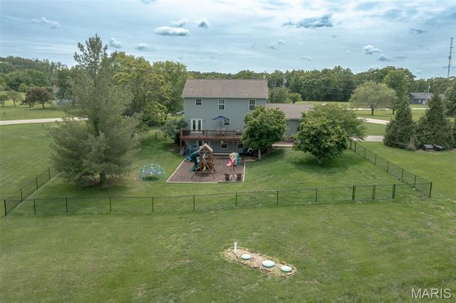 301 Ridgewood Court, Farmington, MO 63640