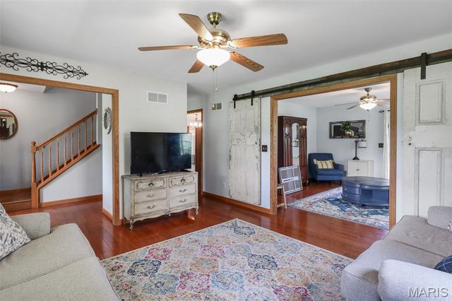 301 Ridgewood Court, Farmington, MO 63640