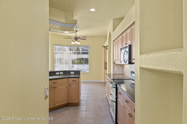 10130 Lazy Days Court, Weeki Wachee, FL 34613