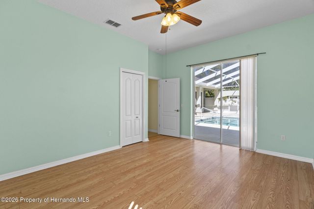 10130 Lazy Days Court, Weeki Wachee, FL 34613