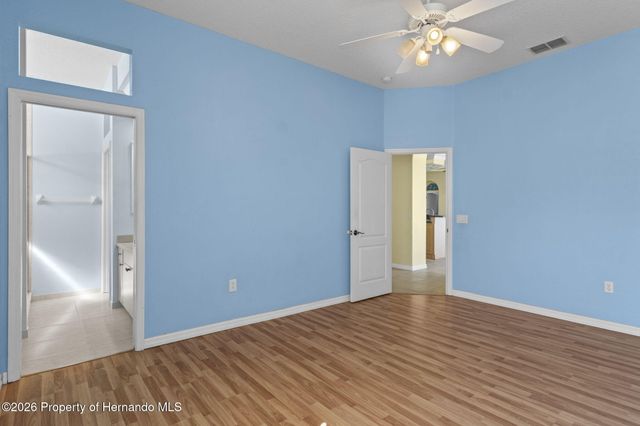 10130 Lazy Days Court, Weeki Wachee, FL 34613