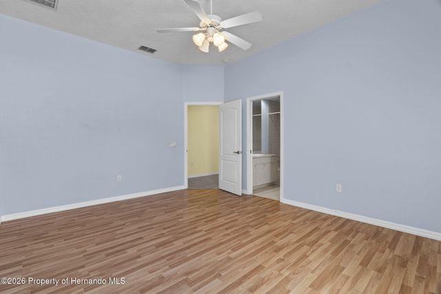 10130 Lazy Days Court, Weeki Wachee, FL 34613