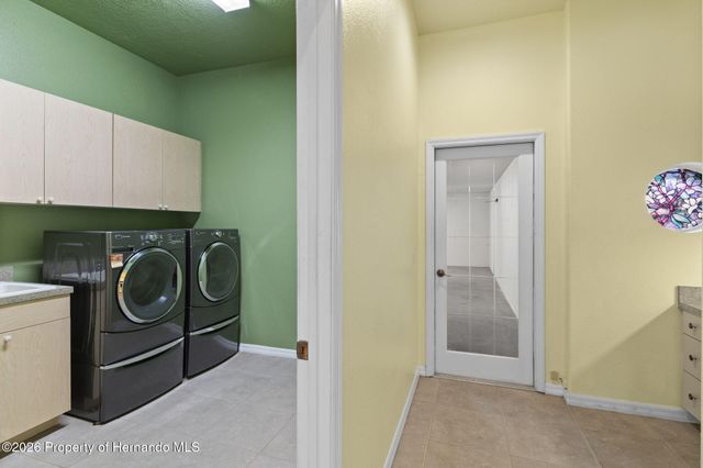 10130 Lazy Days Court, Weeki Wachee, FL 34613