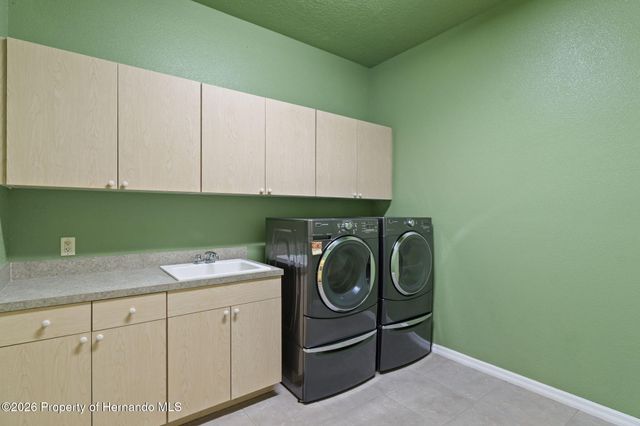 10130 Lazy Days Court, Weeki Wachee, FL 34613