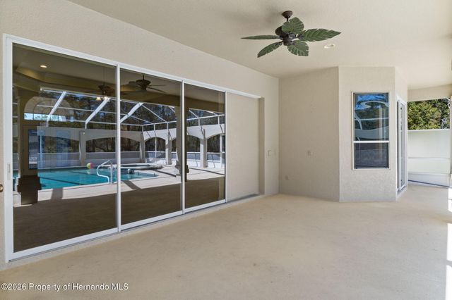 10130 Lazy Days Court, Weeki Wachee, FL 34613