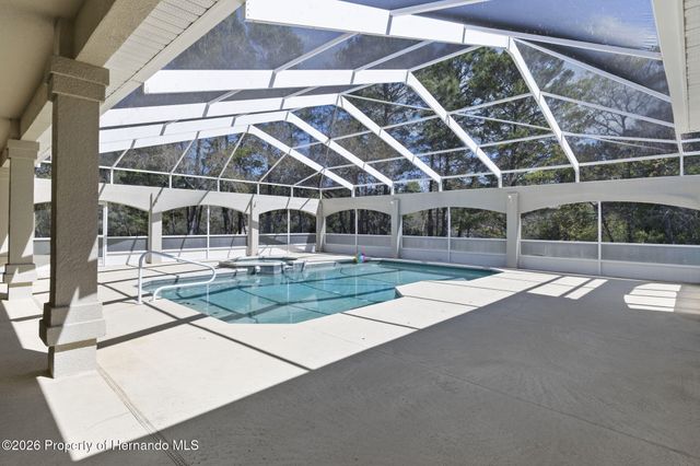 10130 Lazy Days Court, Weeki Wachee, FL 34613