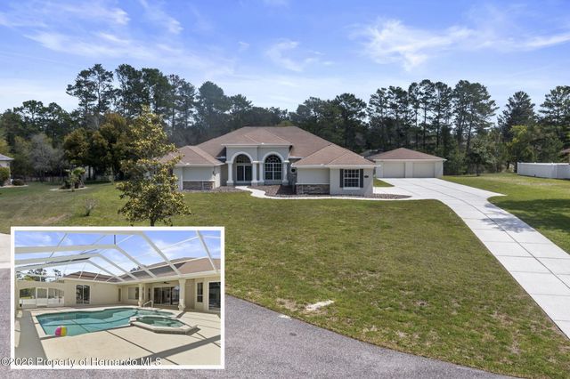 10130 Lazy Days Court, Weeki Wachee, FL 34613