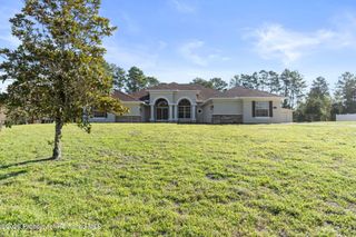 10130 Lazy Days Court, Weeki Wachee, FL 34613